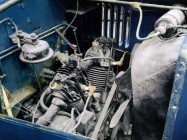 Двигатель и подкапотное пространство автомобиля НАМИ-1