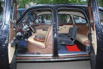 Салон автомобиля ГАЗ-12 "ЗИМ" со средним рядом сидений
