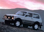 Экспортная праворукая модификация ВАЗ-21212 для стран с левосторонним движением.